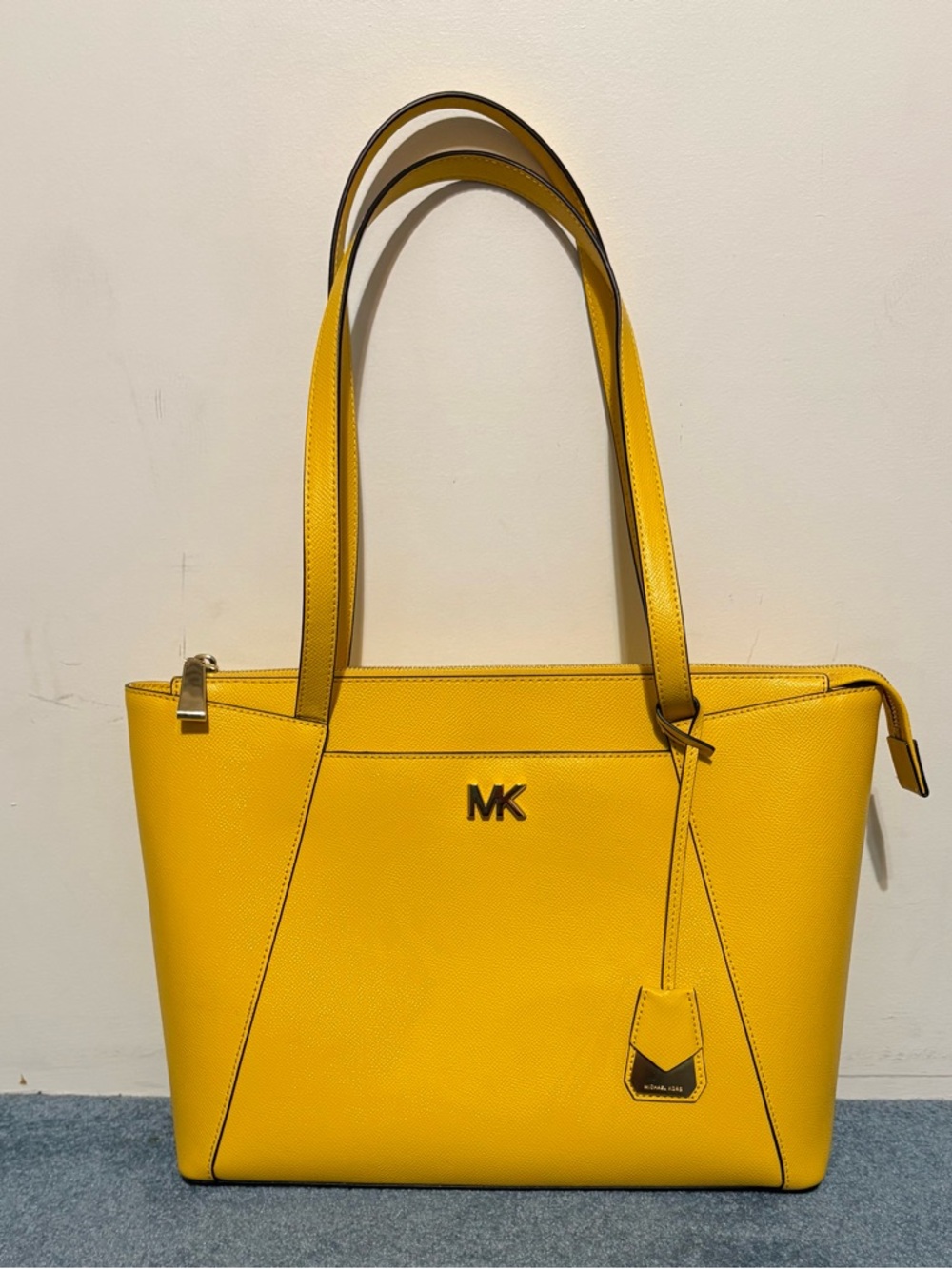 MICHAEL KORS Maddie Medium Tote With Dust Bag - Picture 2 of 8